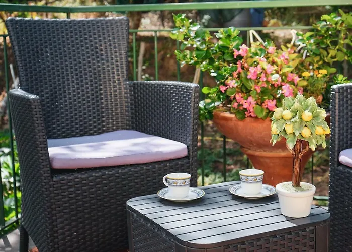 Hills Bed & Breakfast 4*