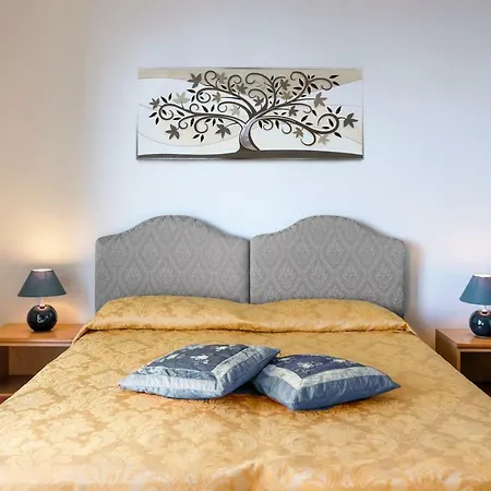 Bed and breakfast Hills 4*